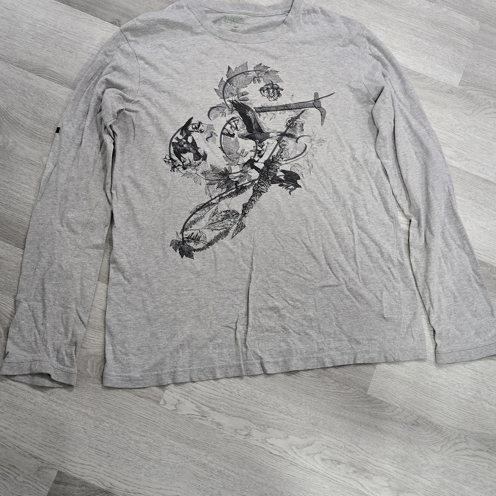 Sean John Heather Gray Dragon Graphic Long Sleeve Tee